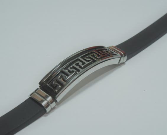 Pulsera con dije de grecas