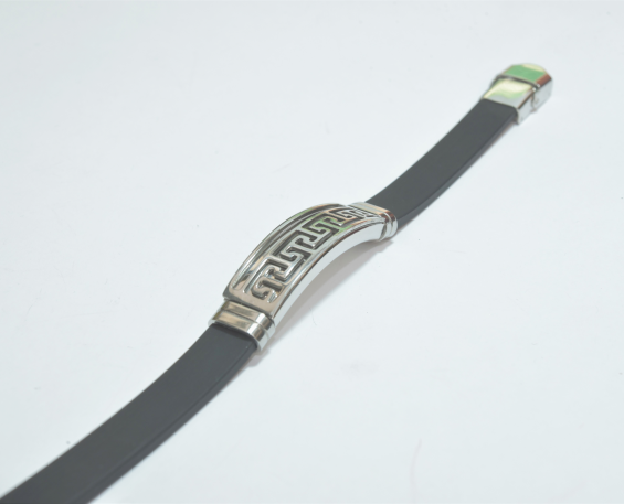 Pulsera caucho con medalla de grecas