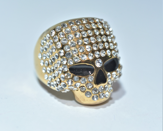 Anillo calavera dorado