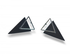 ARETES TRIANGULARES