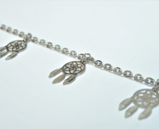 Pulsera dorada dijes atrapasueño