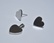 Juego de acero inoxidable de corazón 